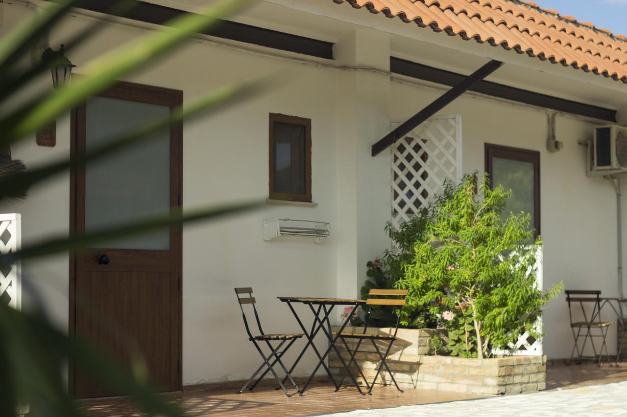 Fontana La Pietra Villa Пистичи Екстериор снимка