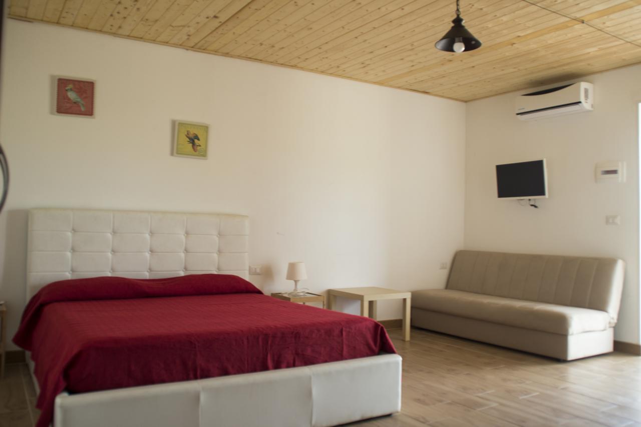 Fontana La Pietra Villa Пистичи Екстериор снимка